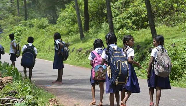 1 In 3 Adolescent Girls From The Poorest Households Has Never Been To School: UNICEF