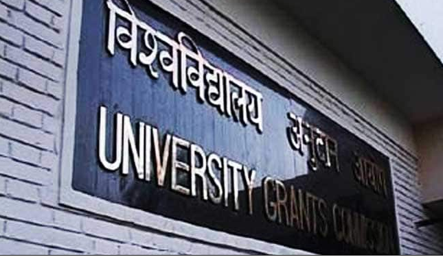 Mumbai Education News | COVID-19: UGC Tells Universities To Postpone Exams, Suspend Evaluation Work